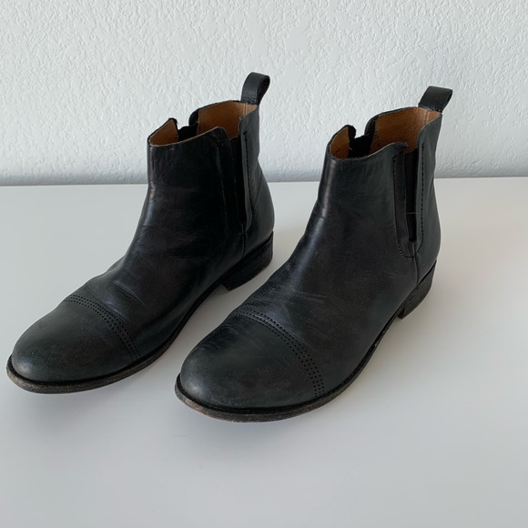 OluKai Shoes - Olukai Amalie 8.5